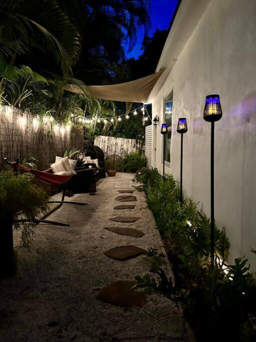 Flora'S Garden Apartment/Studio Норт Маями Екстериор снимка