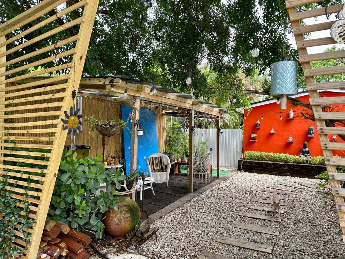 Flora'S Garden Apartment/Studio Норт Маями Екстериор снимка